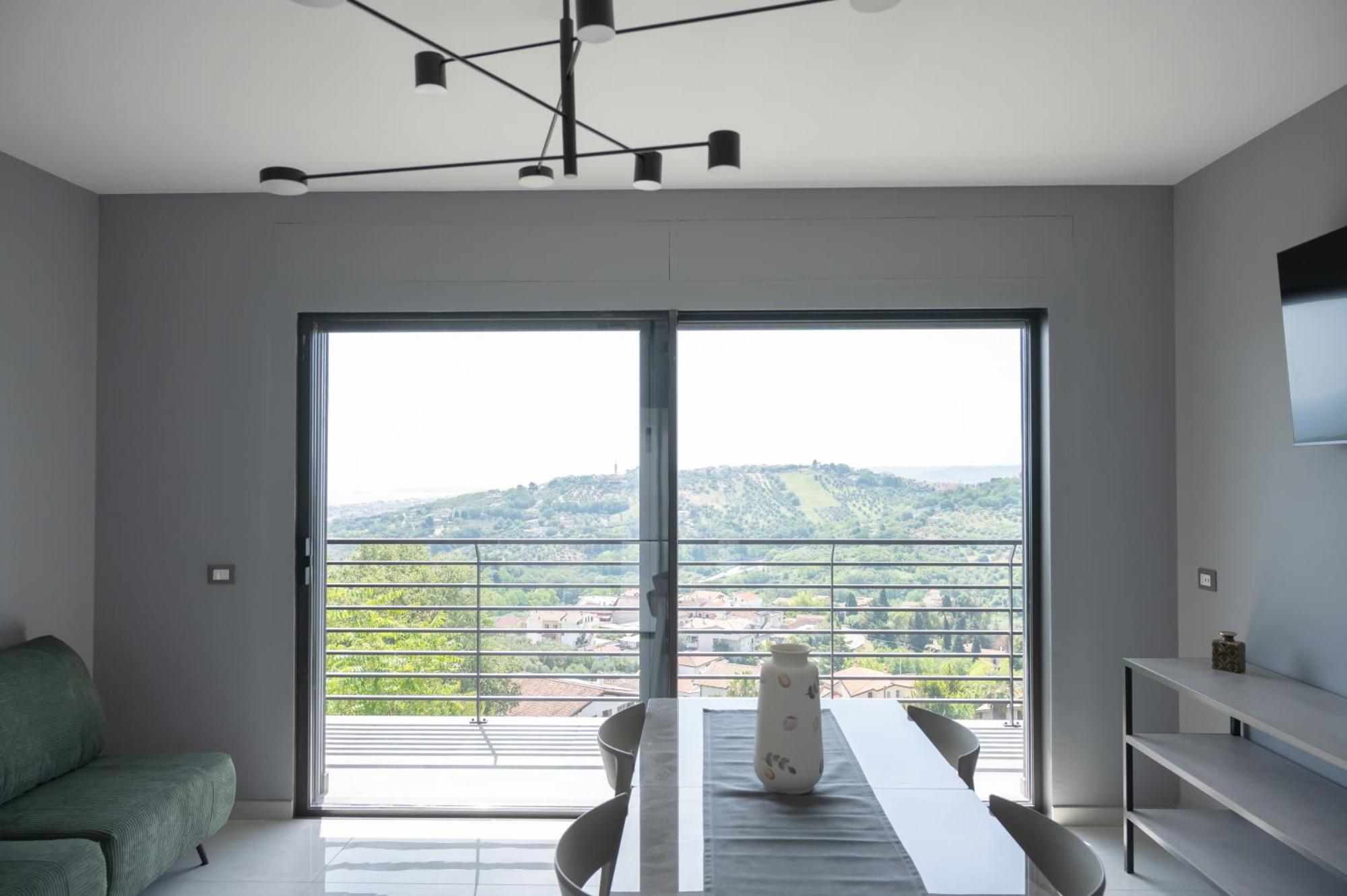 Casa Vista Mare E Colline A Montesilvano Colle Extérieur photo